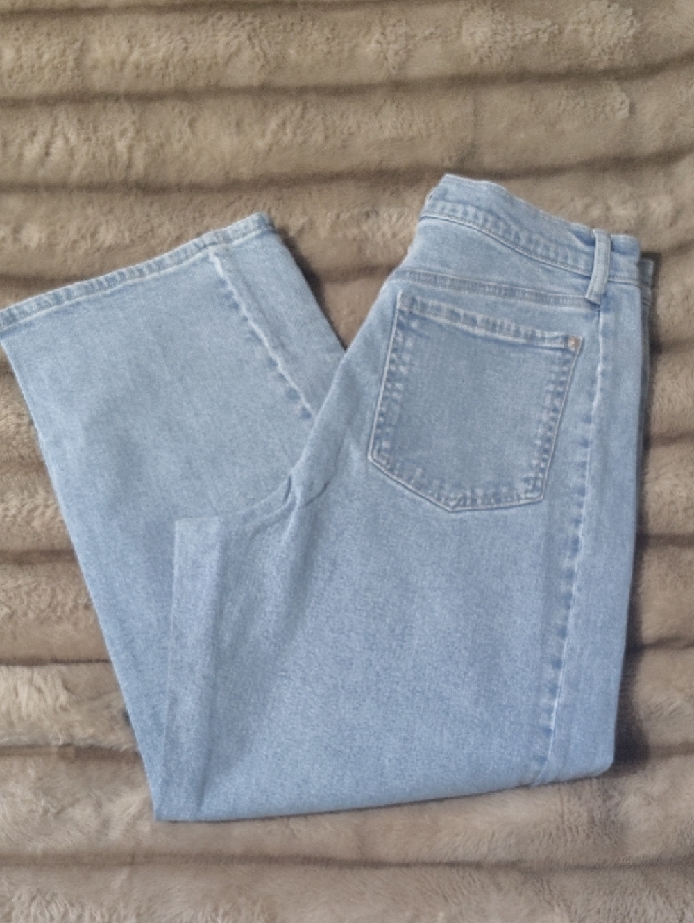 Light Blue Women’s Jeans - Classic High-Rise Wide Leg Size 12 - Picture 4 of 8